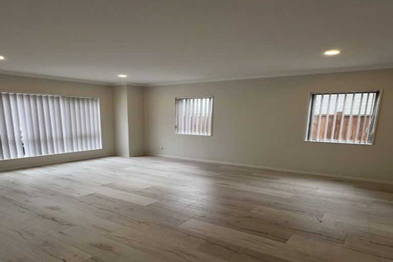 Photo of property in 16 Hikuawa Road, Flat Bush, Auckland, 2019