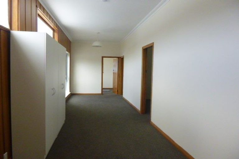 Photo of property in 29 Freeling Street, Island Bay, Wellington, 6023