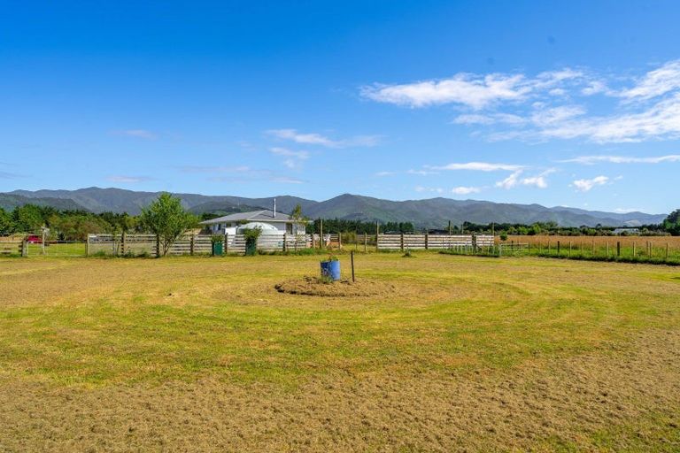 Photo of property in 45b Murphys Line, South Featherston, Featherston, 5771