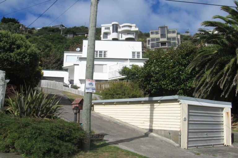 Photo of property in 60 Kinghorne Street, Strathmore Park, Wellington, 6022