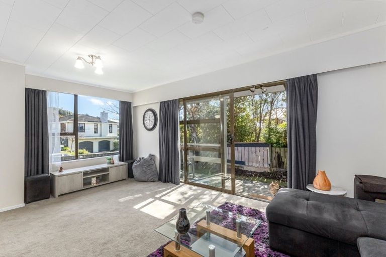 Photo of property in 7a Parkinson Close, Whitby, Porirua, 5024