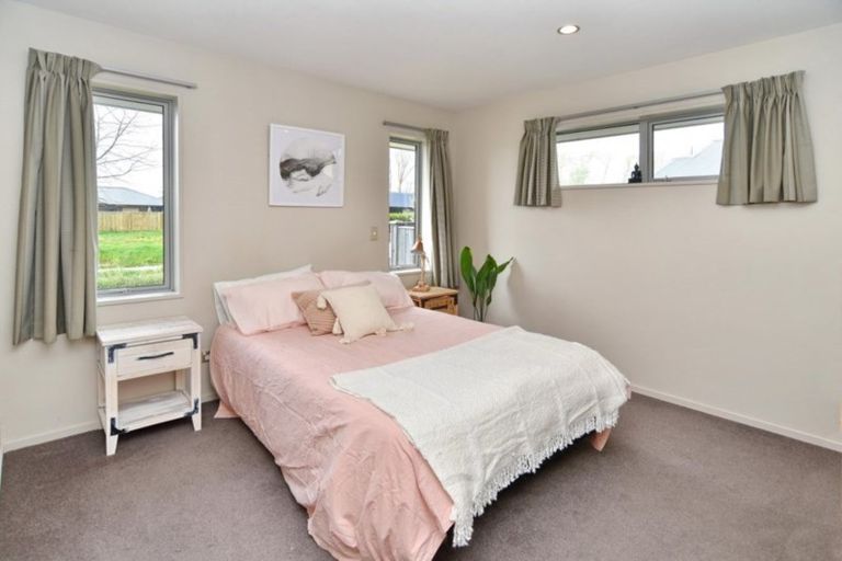 Photo of property in 5 Puriri Street, Pegasus, 7612