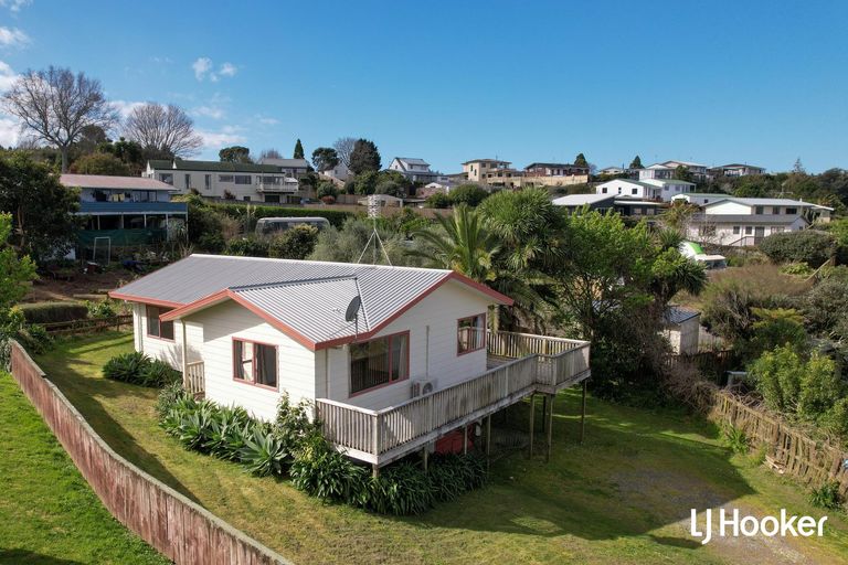 Photo of property in 8 Koutunui Road, Athenree, Katikati, 3177
