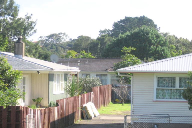 Photo of property in 133a Henderson Valley Road, Henderson, Auckland, 0612