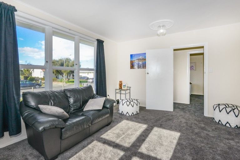 Photo of property in 19 Arbroath Avenue, Flaxmere, Hastings, 4120