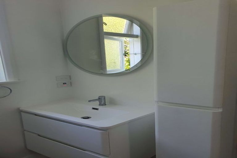 Photo of property in 77 Wilton Road, Wilton, Wellington, 6012