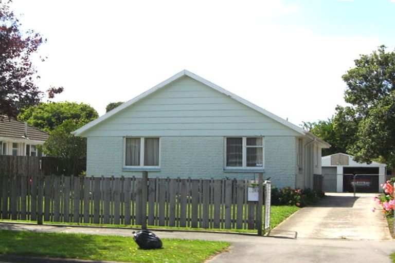 Photo of property in 236 Hendersons Road, Hoon Hay, Christchurch, 8025