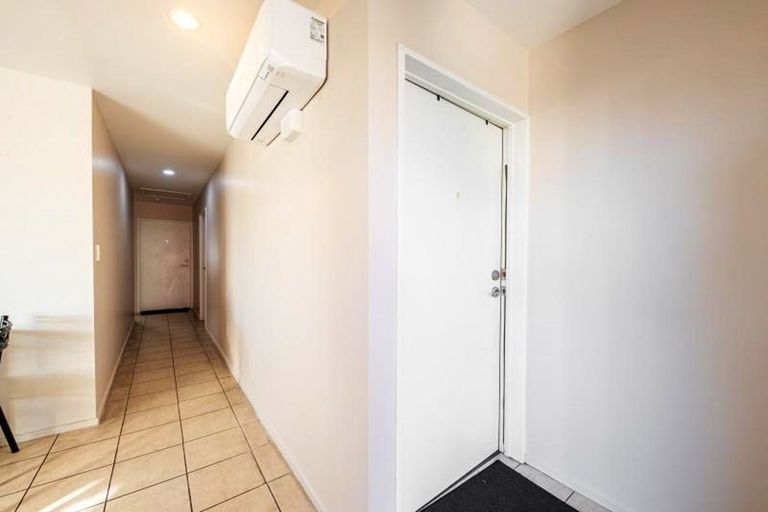 Photo of property in 55a Wharenui Road, Upper Riccarton, Christchurch, 8041