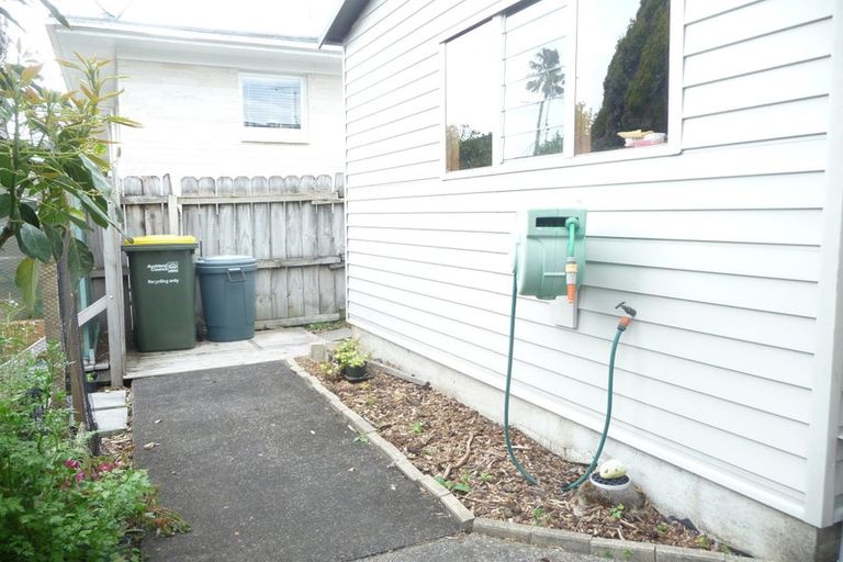 Photo of property in 1/17 Pegler Drive, Howick, Auckland, 2014