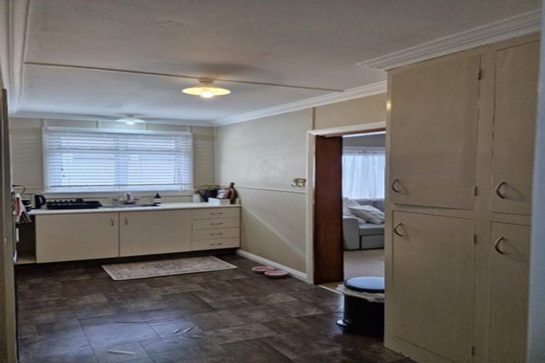 Photo of property in 11a Selwyn Street, Lower Vogeltown, New Plymouth, 4310
