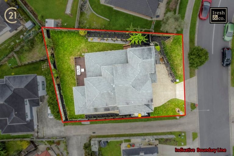 Photo of property in 33 Kirikiri Drive, Papakura, 2110