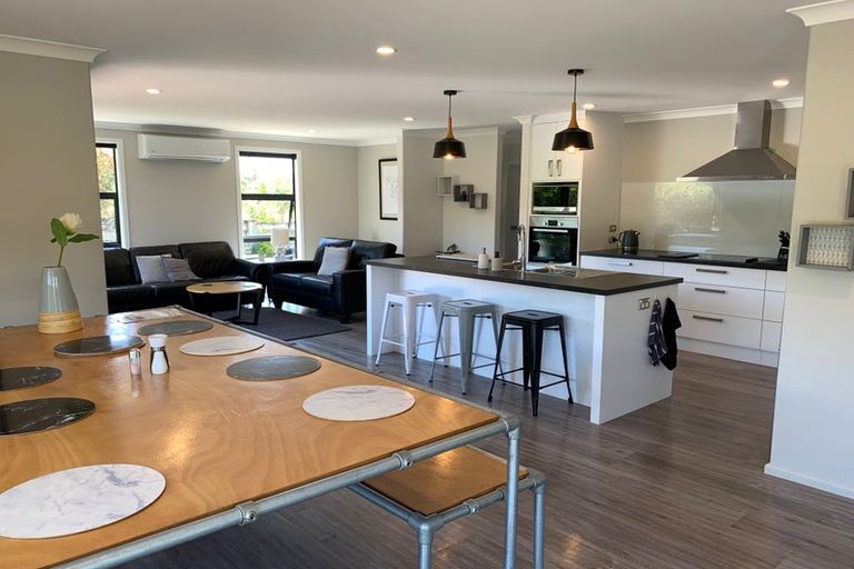 Photo of property in 2 Kahu Close, Kaiteriteri, Motueka, 7197