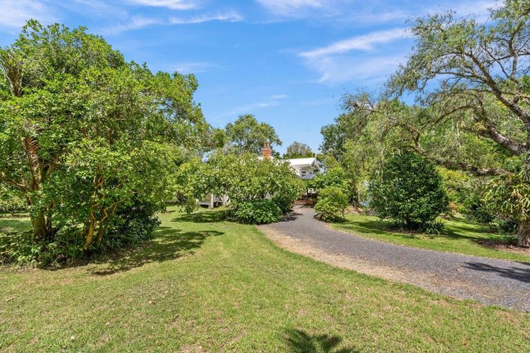 Photo of property in 290 Paihia Road, Kawakawa, 0282