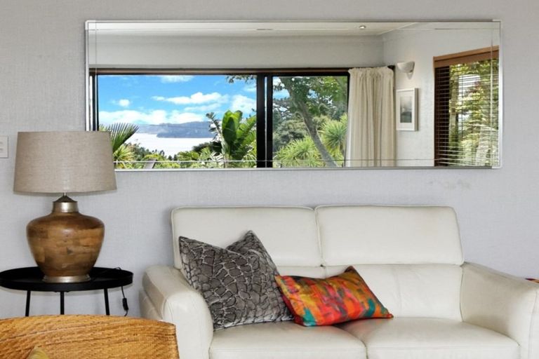 Photo of property in 45 Cornwallis Road, Cornwallis, Auckland, 0604