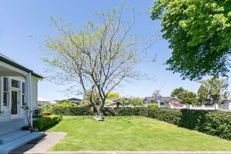 Photo of property in 1001 Plunket Street, Saint Leonards, Hastings, 4120