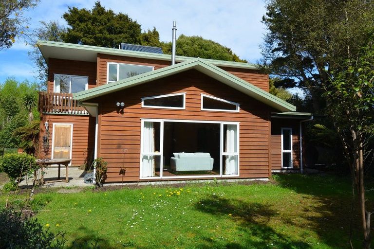 Photo of property in 33 Rakiura Parade, Otatara, Invercargill, 9879