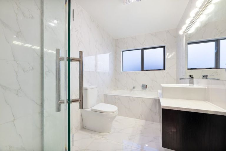 Photo of property in 218 Metcalfe Road, Ranui, Auckland, 0612