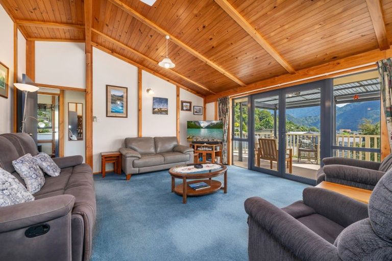 Photo of property in 28 Lawrence Street, Havelock, 7100