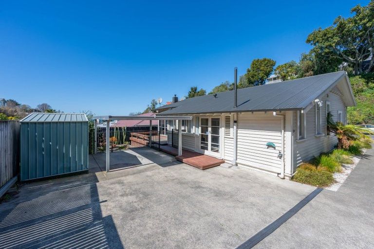 Photo of property in 53 Shakespeare Road, Bluff Hill, Napier, 4110