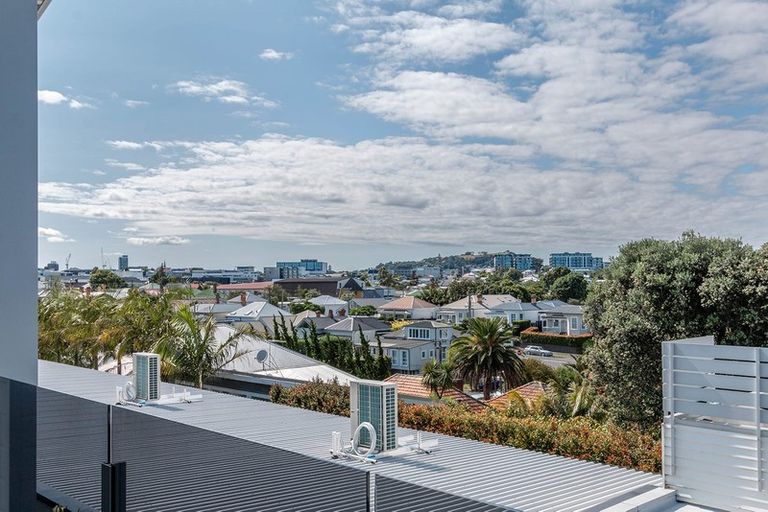 Photo of property in 1d/2 Dickens Street, Grey Lynn, Auckland, 1021