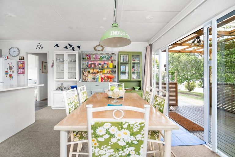 Photo of property in 10 Vista Place, Tikipunga, Whangarei, 0112