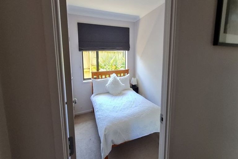 Photo of property in 22 Ranchod Terrace, Pukekohe, 2120