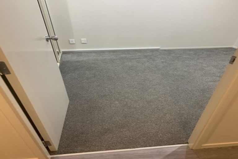 Photo of property in 8 Carisbrook Crescent, Papakura, 2110