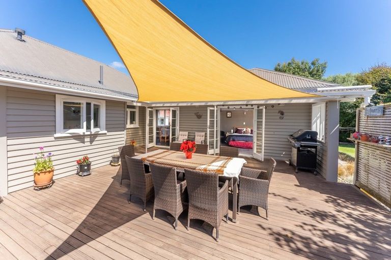 Photo of property in 83 Hoggs Road, Kuku, Levin, 5570