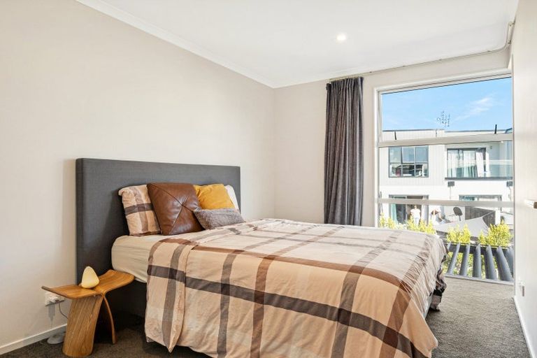 Photo of property in 24 Ian Morrison Road, Hobsonville, Auckland, 0616