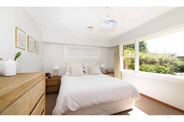 Photo of property in 15 Oxford Street, Waimate, 7924