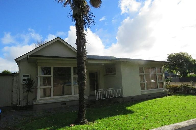 Photo of property in 71 Deans Avenue, Riccarton, Christchurch, 8011