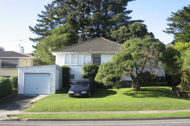 Photo of property in 120 Mungavin Avenue, Ranui, Porirua, 5024