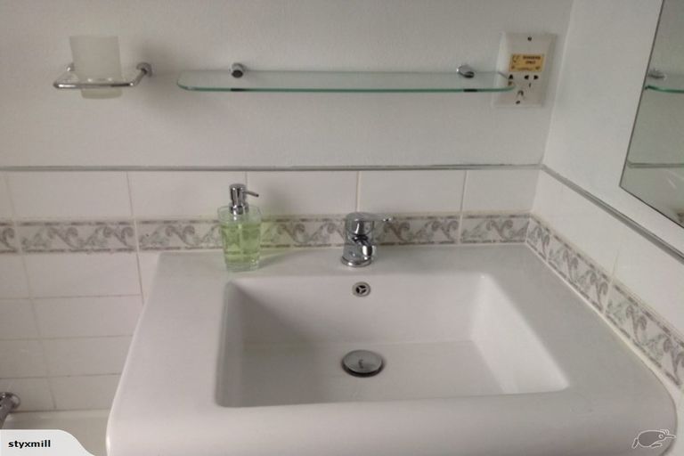 Photo of property in 4 Johns Road, Belfast, Christchurch, 8051