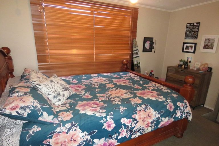 Photo of property in 13 Murphy Street, Strathern, Invercargill, 9812