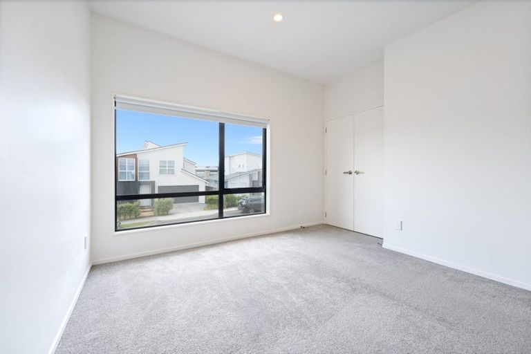 Photo of property in 46 Turret Lane, Hobsonville, Auckland, 0616