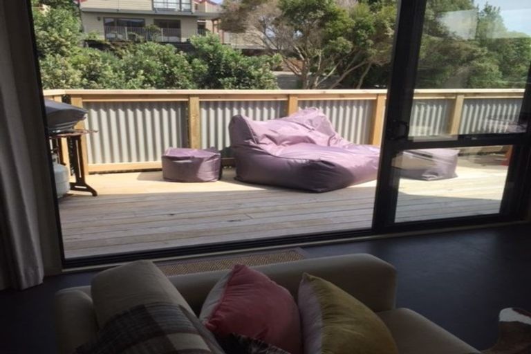 Photo of property in 27 Hicks Crescent, Waikanae Beach, Waikanae, 5036