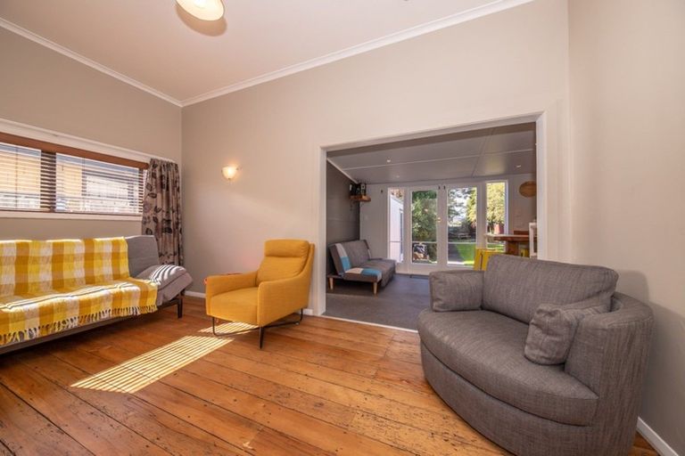 Photo of property in 55 Romilly Street, Westport, 7825