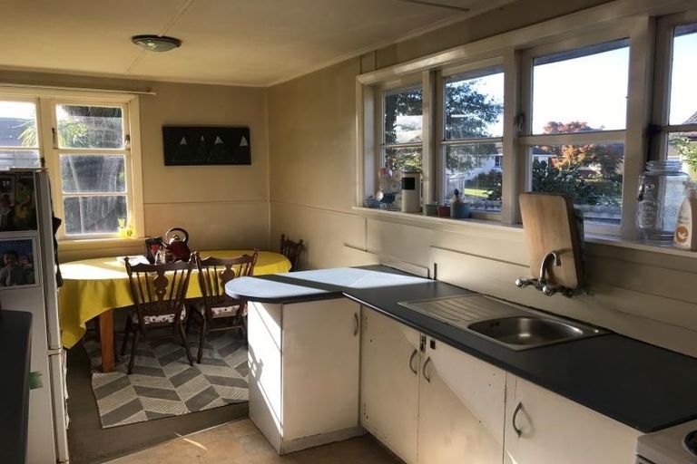 Photo of property in 12 Hillary Crescent, Upper Riccarton, Christchurch, 8041