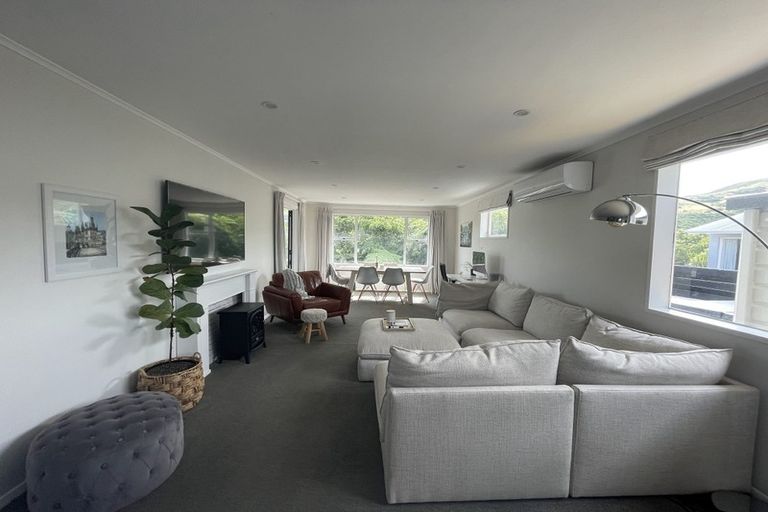 Photo of property in 71 Waipounamu Drive, Kelson, Lower Hutt, 5010