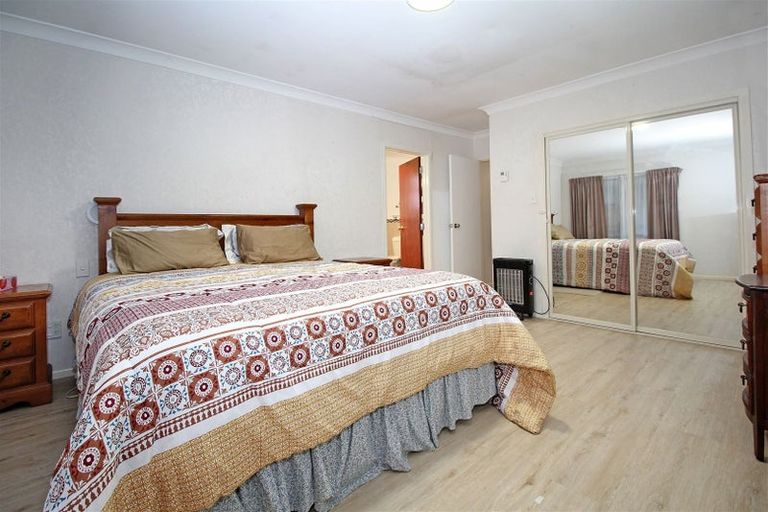 Photo of property in 107 Grande Vue Road, Hillpark, Auckland, 2102