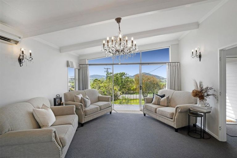 Photo of property in 35 Whaka Street, Maungaturoto, 0520