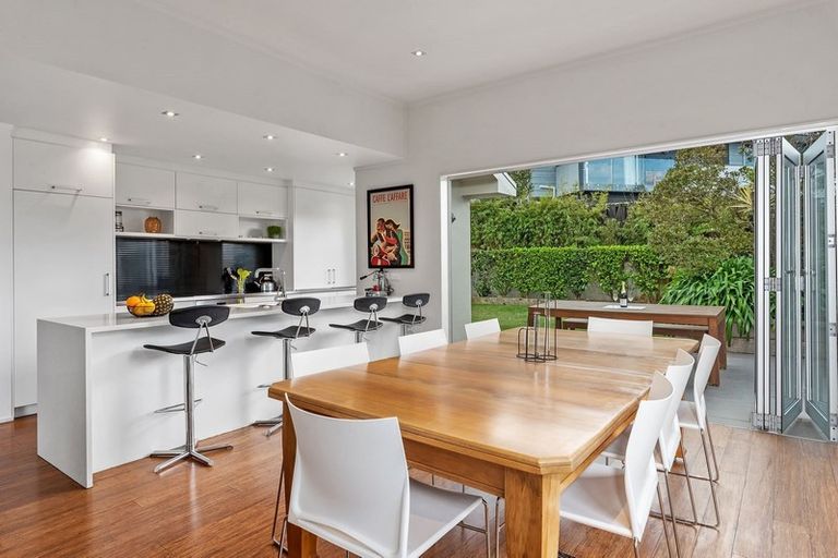 Photo of property in 12 Stapleford Crescent, Browns Bay, Auckland, 0630