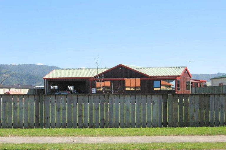 Photo of property in 43 Cholmondeley Crescent, Whitianga, 3510