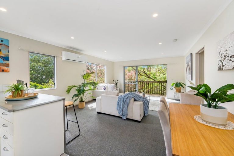 Photo of property in 62a Glendale Road, Glen Eden, Auckland, 0602