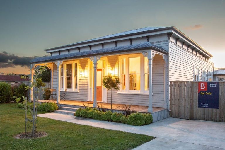 Photo of property in 16 York Street, Dannevirke, 4930