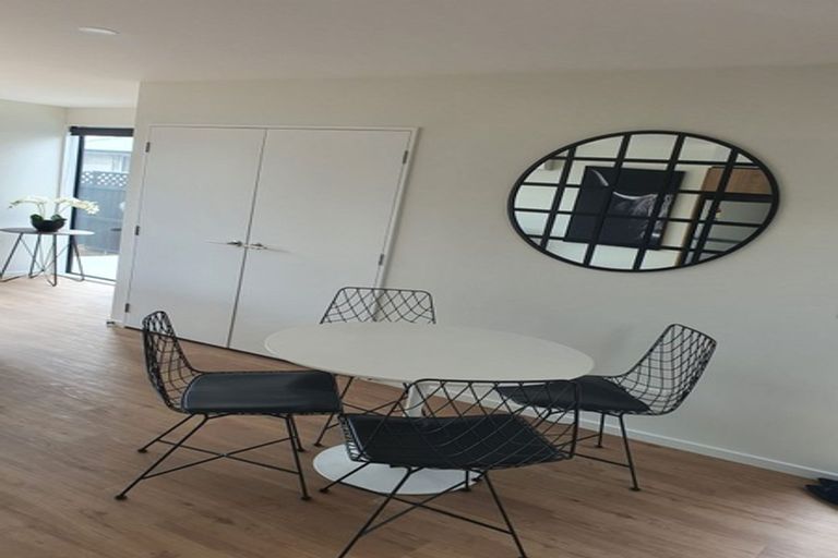 Photo of property in 4/102 Creyke Road, Ilam, Christchurch, 8041