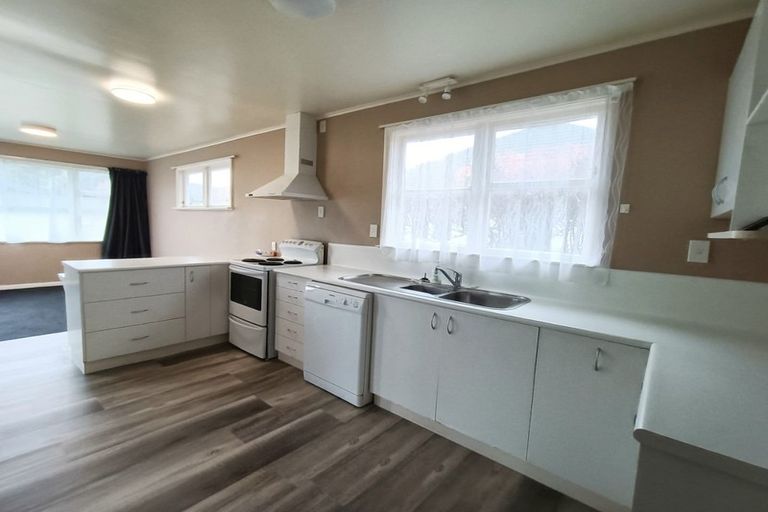 Photo of property in 46 Thackeray Street, Trentham, Upper Hutt, 5018