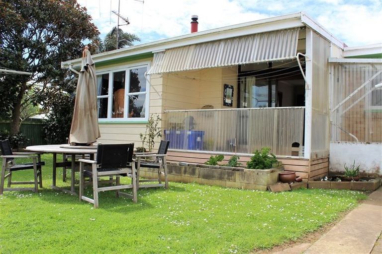 Photo of property in 211 Moanataiari Street, Thames, 3500