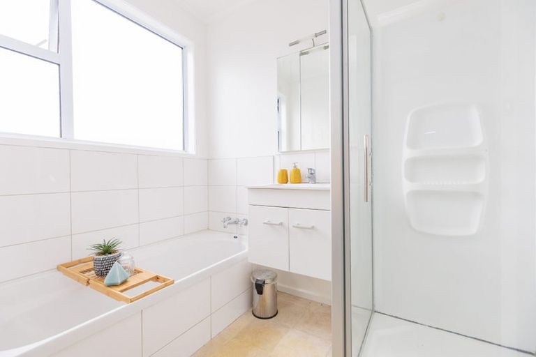 Photo of property in 14 Angell Street, Johnsonville, Wellington, 6037