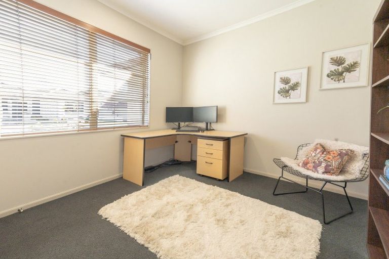 Photo of property in 43 Speyside Crescent, Flat Bush, Auckland, 2016